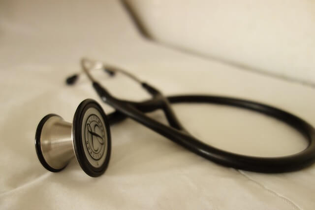 Stethoscope by estableman from Pixabay